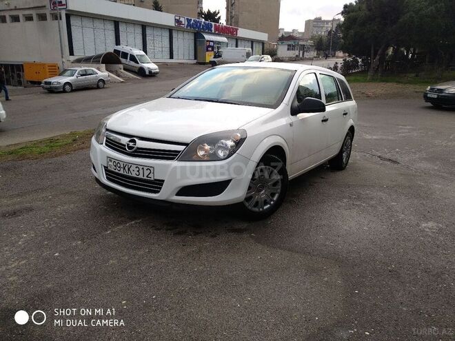 Opel Astra 2009, 244,000 km - 1.3 л - Bakı