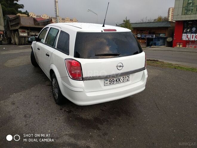 Opel Astra 2009, 244,000 km - 1.3 л - Bakı