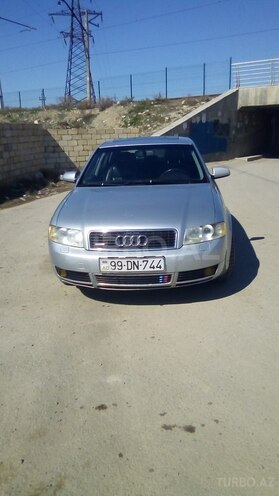 Audi A4 2003, 350,000 km - 1.8 l - Sumqayıt