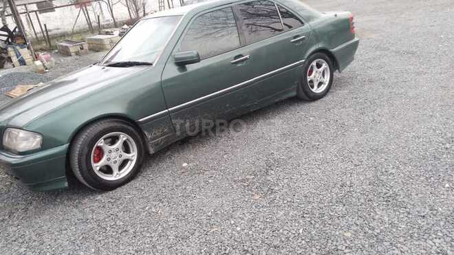 Mercedes C 220 1994, 452,658 km - 2.2 l - Zaqatala