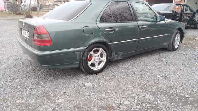 Mercedes C 220 1994, 452,658 km - 2.2 l - Zaqatala