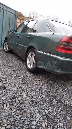 Mercedes C 220 1994, 452,658 km - 2.2 l - Zaqatala