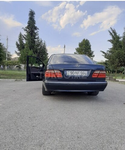 Mercedes E 240 2000, 253,000 km - 2.4 l - Ağdam