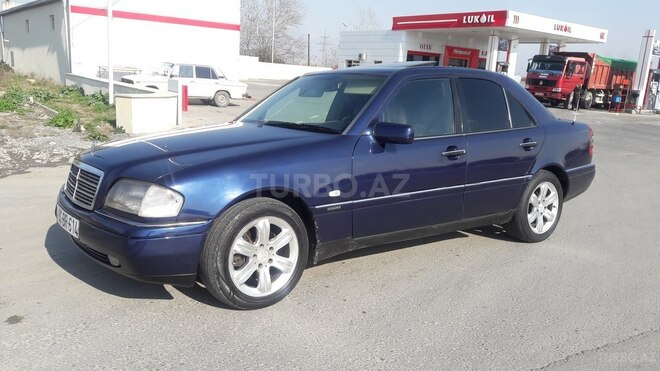 Mercedes C 220 1994, 425,352 km - 2.2 l - Zaqatala