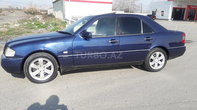 Mercedes C 220 1994, 425,352 km - 2.2 l - Zaqatala