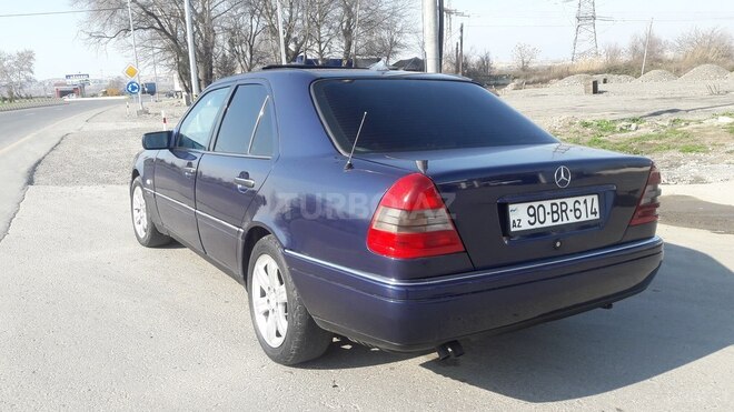 Mercedes C 220 1994, 425,352 km - 2.2 l - Zaqatala