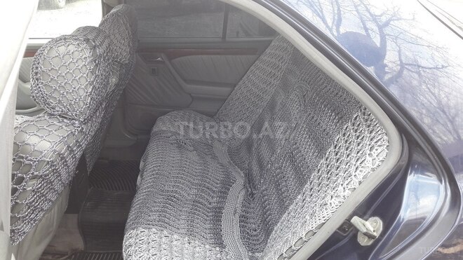 Mercedes C 220 1994, 425,352 km - 2.2 l - Zaqatala