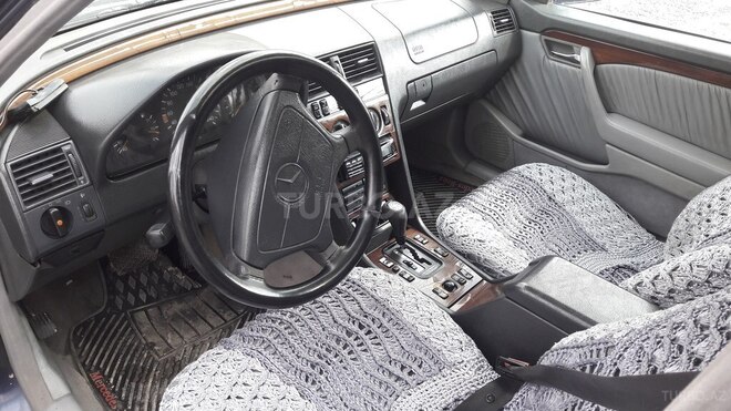 Mercedes C 220 1994, 425,352 km - 2.2 l - Zaqatala