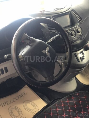Mitsubishi Grandis 2007, 320,000 km - 0.3 l - Bakı