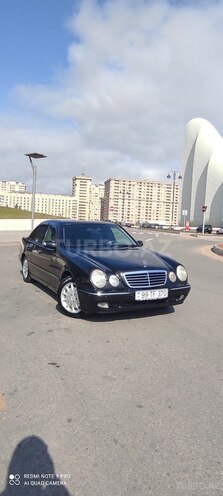 Mercedes E 270 2001, 329,000 km - 2.7 l - Bakı