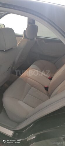 Mercedes E 270 2001, 329,000 km - 2.7 l - Bakı