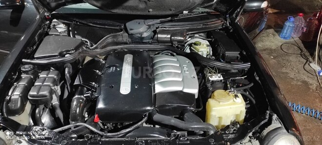 Mercedes E 270 2001, 329,000 km - 2.7 l - Bakı