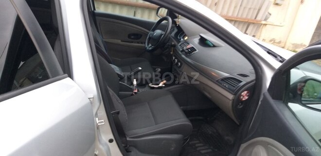 Renault Megane 2011, 355,146 km - 1.5 l - Xırdalan