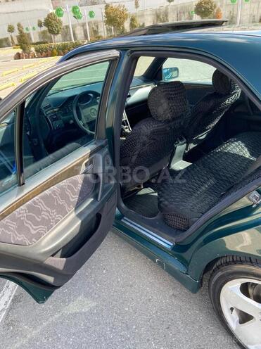 Mercedes E 230 1996, 280,000 km - 2.3 l - Bakı