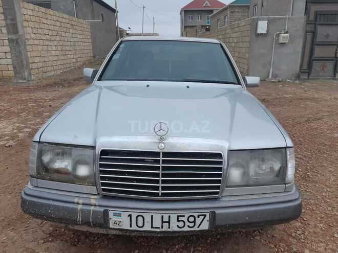 Mercedes E 200 1992, 250,000 km - 2.0 l - Bakı