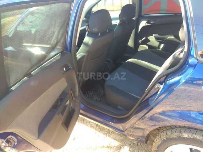 Opel Astra 2006, 265,000 km - 1.4 л - Qusar
