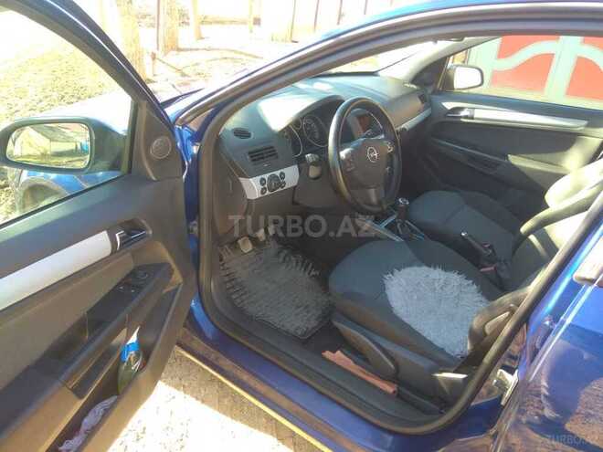 Opel Astra 2006, 265,000 km - 1.4 л - Qusar