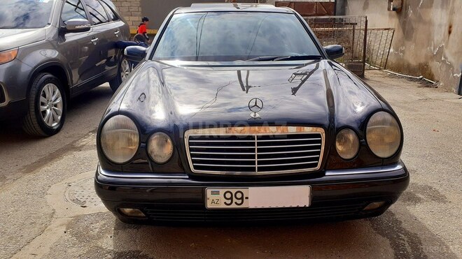 Mercedes E 280 1999, 370,521 km - 2.8 l - Bakı