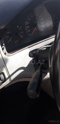 Mercedes E 230 1995, 389,000 km - 2.3 l - Bakı
