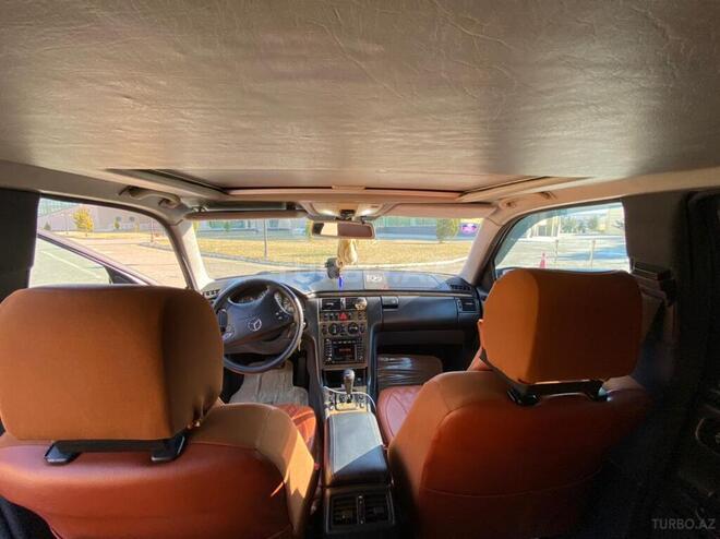 Mercedes E 240 2000, 263,800 km - 2.6 л - Bakı