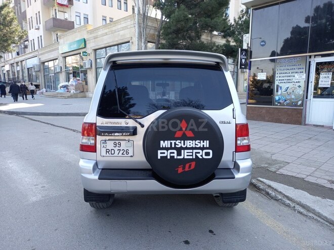Mitsubishi Pajero io 2002, 237,000 km - 2.0 л - Sumqayıt