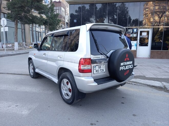 Mitsubishi Pajero io 2002, 237,000 km - 2.0 л - Sumqayıt