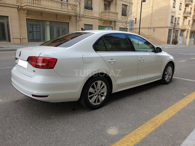 Volkswagen Jetta 2015, 49,000 km - 1.8 л - Bakı