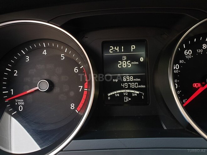 Volkswagen Jetta 2015, 49,000 km - 1.8 л - Bakı