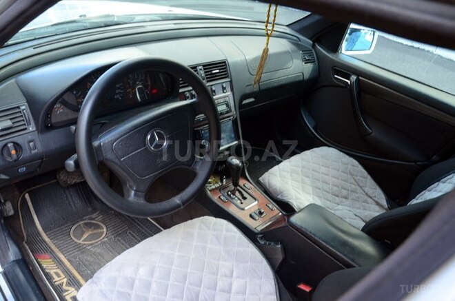 Mercedes C 220 1999, 432,000 km - 2.2 l - Bakı