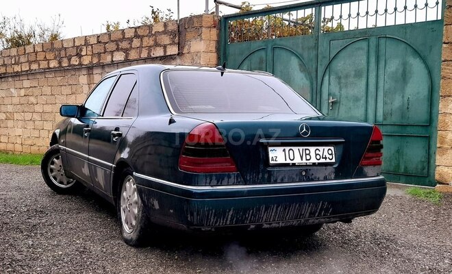 Mercedes C 180 1995, 430,000 km - 1.8 l - Sumqayıt