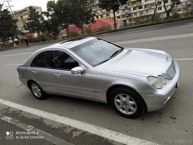 Mercedes C 200 2000, 298,000 km - 2.0 l - Bakı