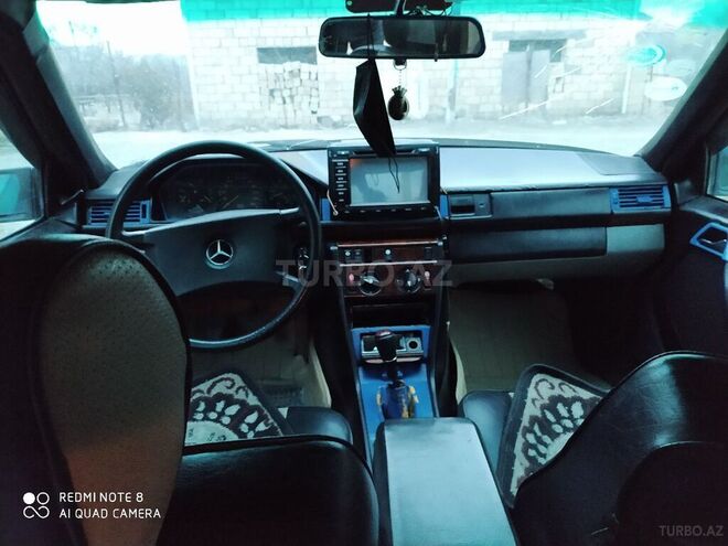 Mercedes E 260 1986, 367,890 km - 2.0 l - Sumqayıt