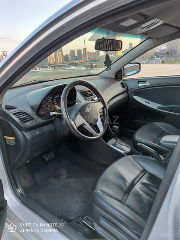 Hyundai Accent 2014, 160,000 km - 1.6 l - Bakı