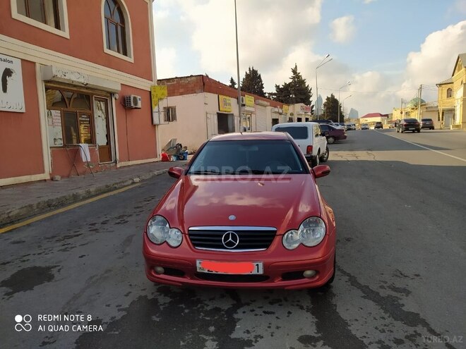 Mercedes C 230 2001, 264,000 km - 2.3 l - Bakı
