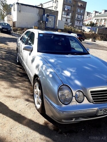 Mercedes E 320 2000, 209,000 km - 3.2 л - Bakı