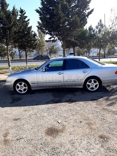 Mercedes E 320 2000, 209,000 km - 3.2 л - Bakı