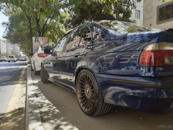 BMW 528 1998, 355,000 km - 2.8 l - Göyçay