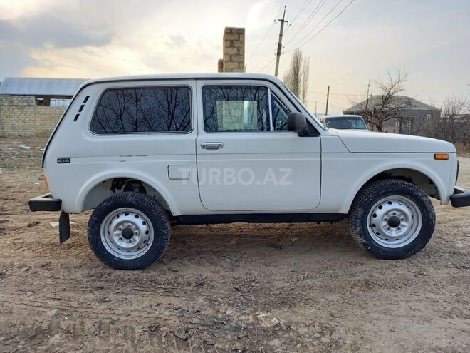 LADA (VAZ) Niva 1992, 23,000 km - 1.7 l - Göygöl