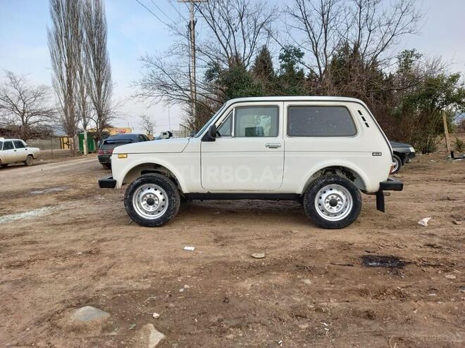 LADA (VAZ) Niva 1992, 23,000 km - 1.7 l - Göygöl