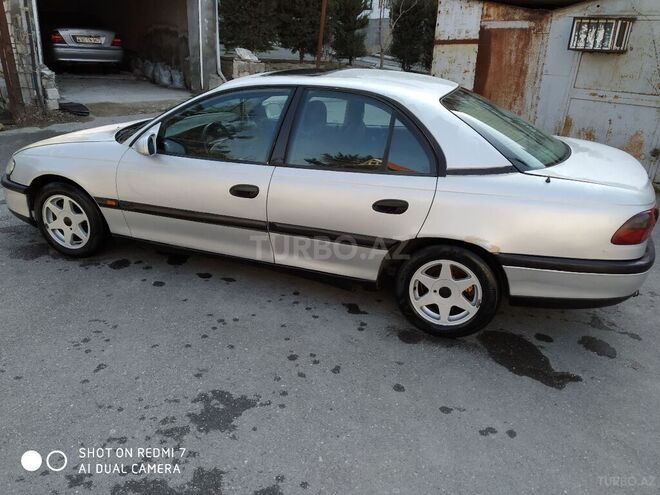 Opel Omega 1996, 328,860 km - 2.0 l - Bakı