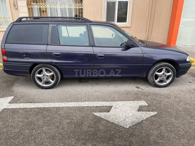 Opel Astra 1996, 328,000 km - 1.6 l - Bakı