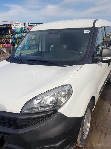 Fiat Doblo 2015, 87,000 km - 1.3 л - Bakı