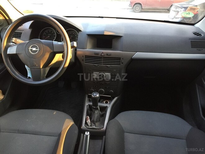 Opel Astra 2005, 177,000 km - 1.4 l - Bakı