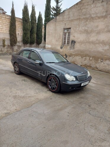 Mercedes C 220 2000, 225,000 km - 2.2 l - Bakı