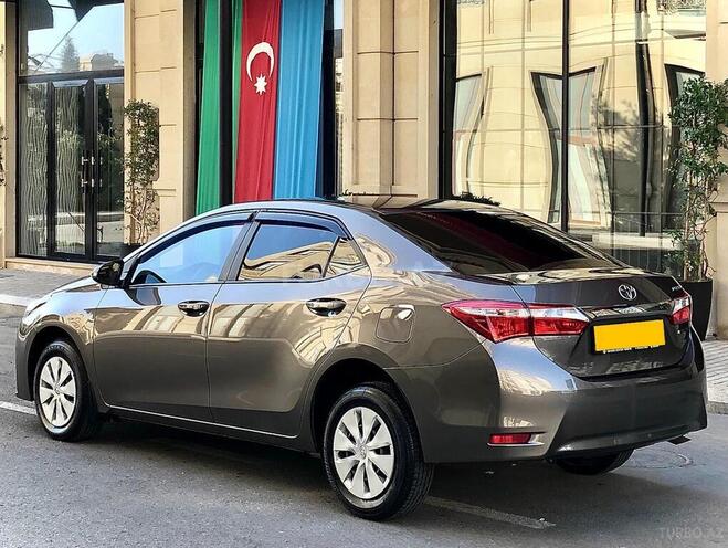 Toyota Corolla 2017, 39,000 km - 1.6 l - Bakı