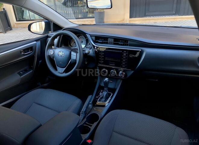 Toyota Corolla 2017, 39,000 km - 1.6 l - Bakı