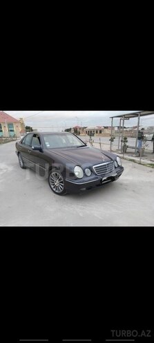 Mercedes E 240 2000, 352,800 km - 2.6 l - Bakı