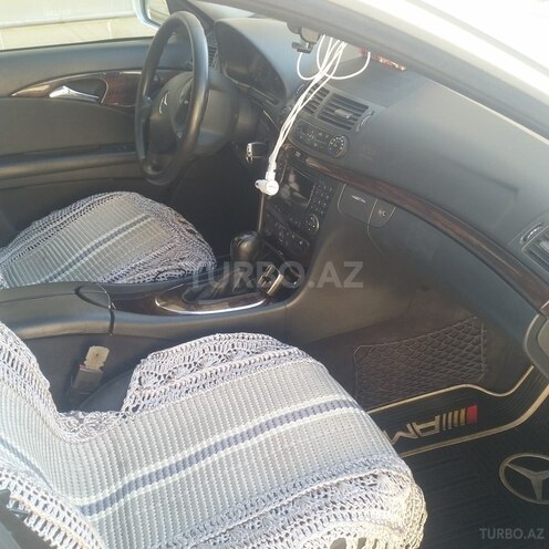 Mercedes E 220 2006, 305,000 km - 2.2 l - Bakı