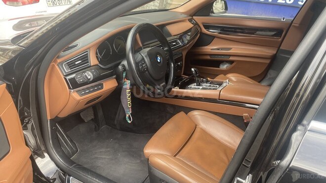 BMW 750 2010, 153,000 km - 4.4 l - Bakı
