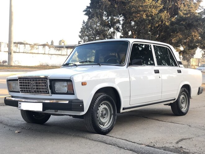 LADA (VAZ) 2107 2006, 160,000 km - 1.6 l - Gəncə